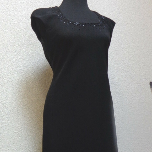 👁️3 for $20 DRESS Women's Lined Back W/Beading Sz 6 - Picture 3 of 10